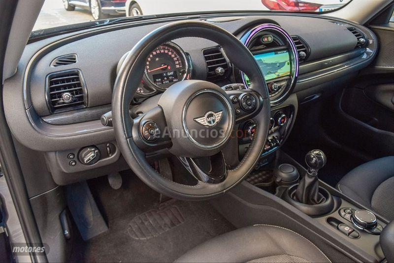 Mini Clubman COOPER de 2017 con 81.300 Km por 20.900 EUR. en Madrid