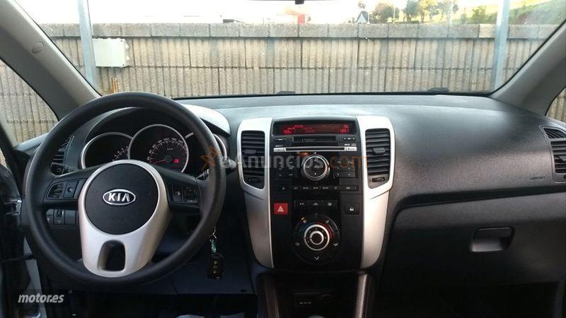 Kia Venga 1.4 CVVT 90cv Concept de 2012 con 186.000 Km por 6.900 EUR. en Cantabria
