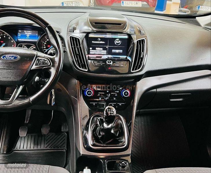 Ford C-Max 1.0 EcoBoost 92kW 125CV Titanium de 2016 con 128.000 Km por 10.999 EUR. en Islas Baleares