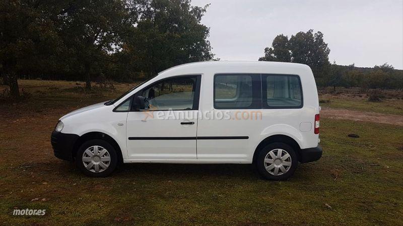 Volkswagen Caddy Kombi 1.9 TDI 75cv 7 plazas de 2007 con 290.000 Km por 4.250 EUR. en Avila