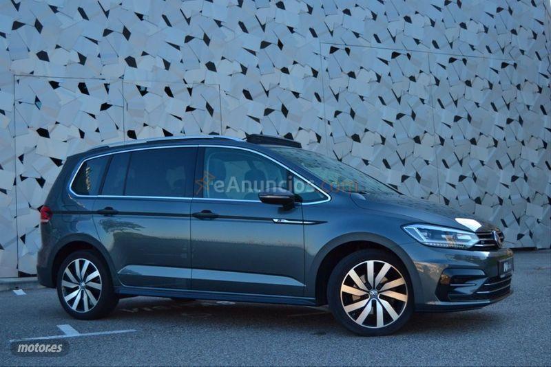 Volkswagen Touran Sport 2.0 TDI SCR 150CV BMT DSG de 2016 con 85.500 Km por 25.600 EUR. en Pontevedra