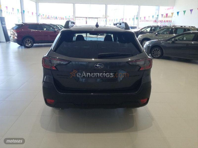 Subaru Outback 2.5i Field CVT Lineartronic AWD de 2021 con 6 Km por 40.700 EUR. en Leon