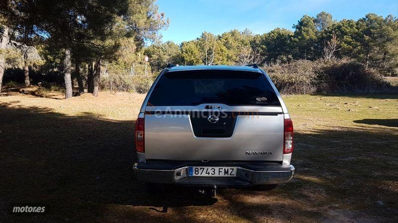 Nissan Navara 4X4 Doble Cabina LE de 2007 con 238.000 Km por 11.999 EUR. en Avila