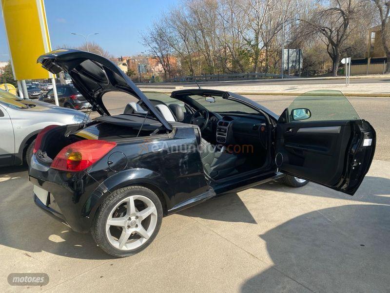 Opel Tigra Sport 1.3 CDTi de 2007 con 121.300 Km por 3.960 EUR. en Toledo