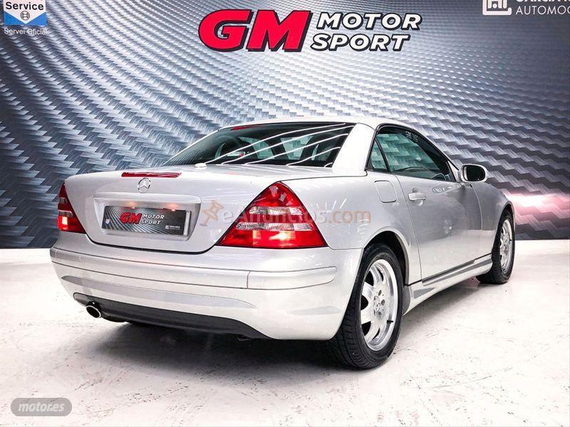 Mercedes Clase SLK SLK 320 de 2002 con 147.000 Km por 7.500 EUR. en Barcelona