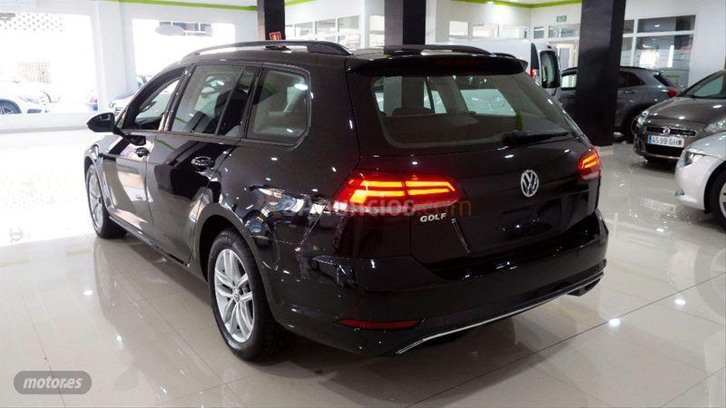 Volkswagen Golf Advance 1.6 TDI 85kW 115CV Variant de 2018 con 26.870 Km por 17.500 EUR. en Sevilla