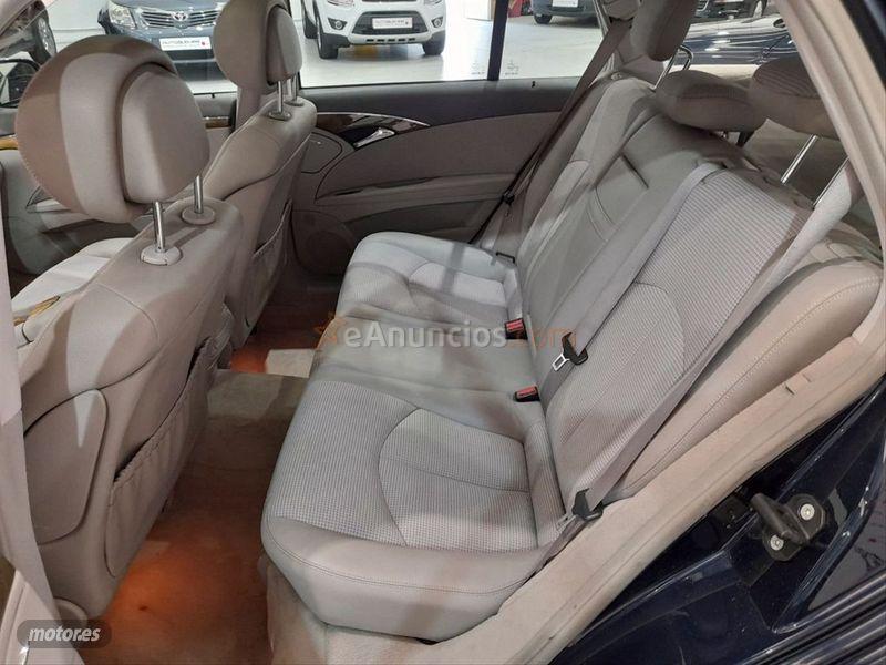 Mercedes Clase E E 280 CDI 4MATIC Avantgarde Familiar Aut de 2007 con 195.721 Km por 7.900 EUR. en Lugo