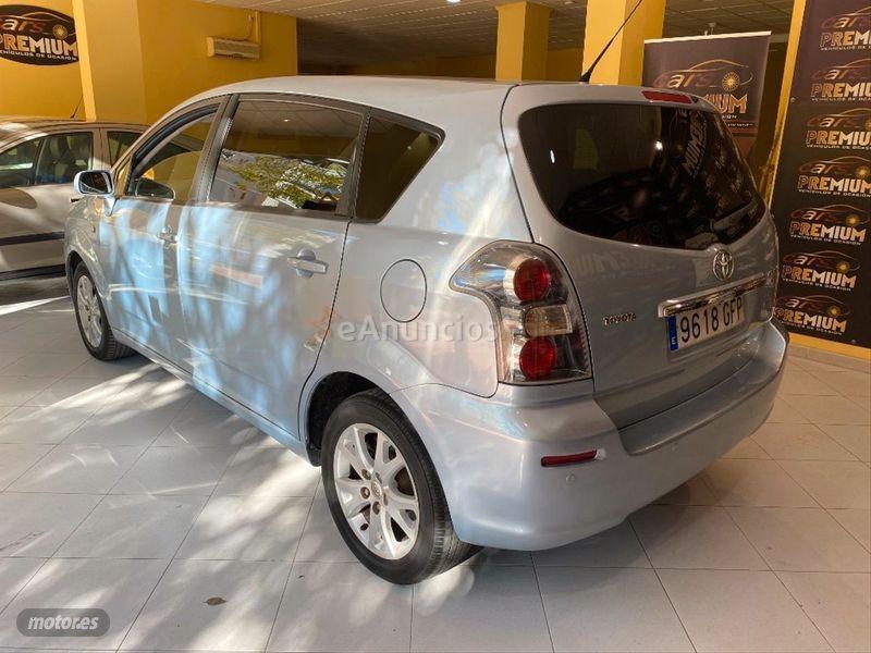 Toyota Corolla Verso 1.8 VVTi Luna de 2008 con 190.000 Km por 5.199 EUR. en Valencia
