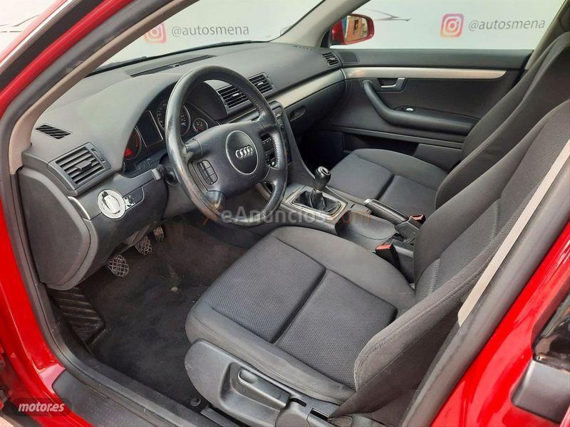 Audi A4 3.0 Avant de 2003 con 198.000 Km por 2.900 EUR. en Madrid