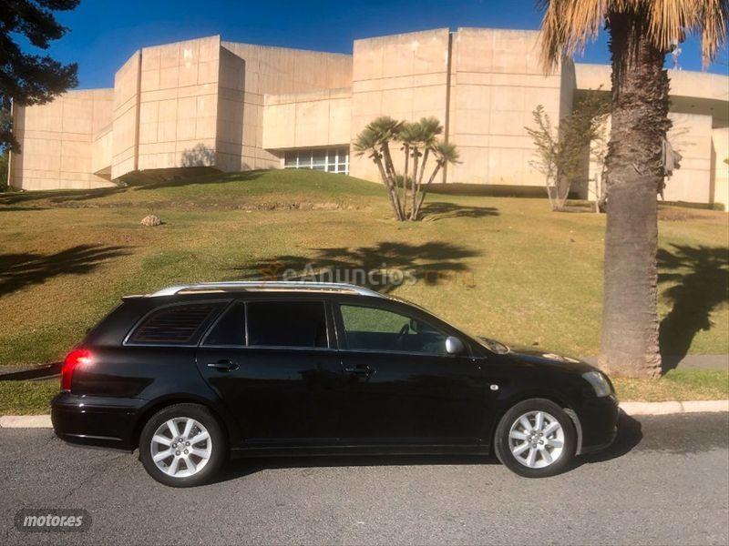 Toyota Avensis 1.8 VVTI SOL de 2005 con 112.900 Km por 4.750 EUR. en Malaga