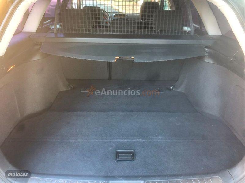 Toyota Avensis 1.8 VVTI SOL de 2005 con 112.900 Km por 4.750 EUR. en Malaga
