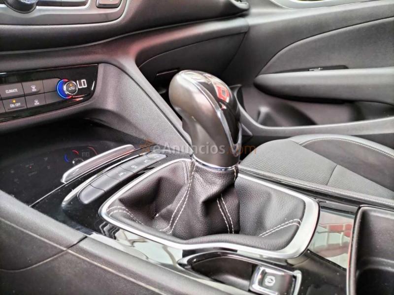 Opel Insignia  GS 1.6 CDTI 136 CV TURBO D SELECTIVE 