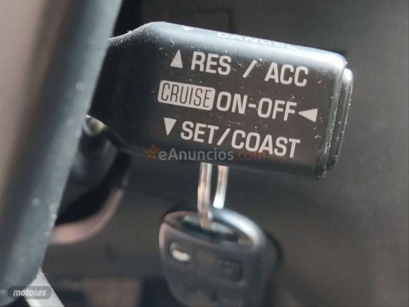 Toyota Avensis 2.0 D4D Sol Wagon de 2008 con 186.000 Km por 3.700 EUR. en Barcelona