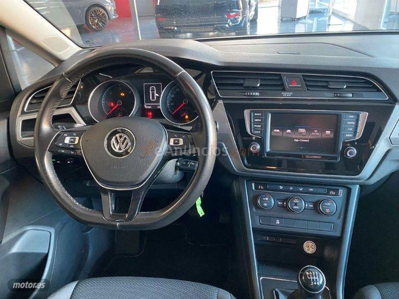 Volkswagen Touran Business 1.6 TDI 85kW 115CV de 2017 con 135.530 Km por 16.500 EUR. en Cadiz