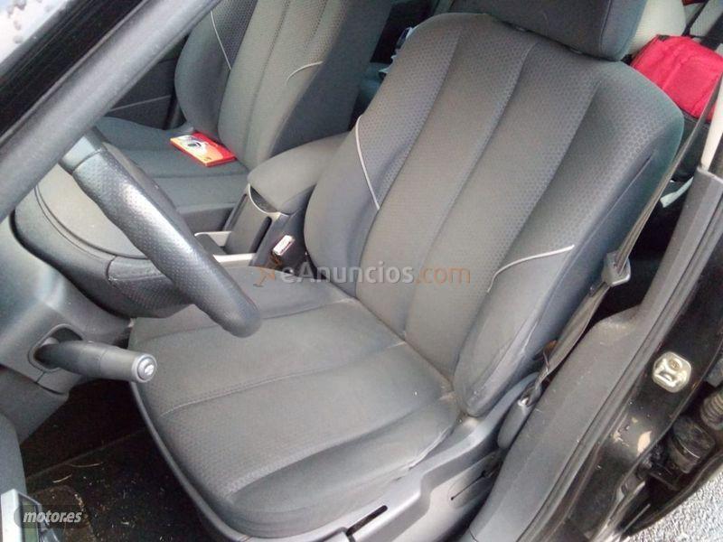 Renault Megane GRAND TOUR CONFORT AUTHENTIQUE 1.5DCI100 de 2004 con 249.000 Km por 1.900 EUR. en Asturias