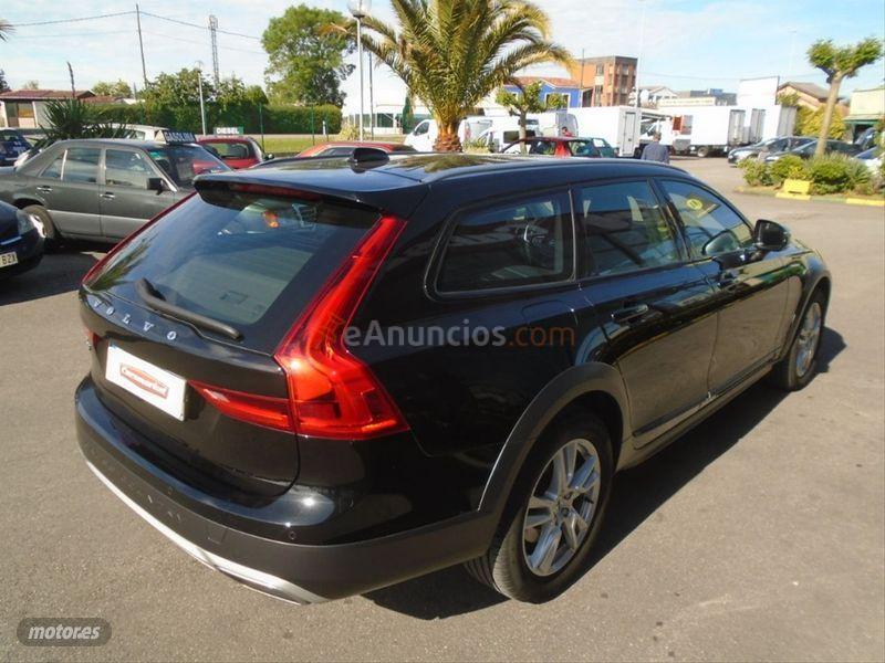 Volvo V 90 2.0 D4 AWD Auto de 2019 con 45.390 Km por 32.600 EUR. en Asturias