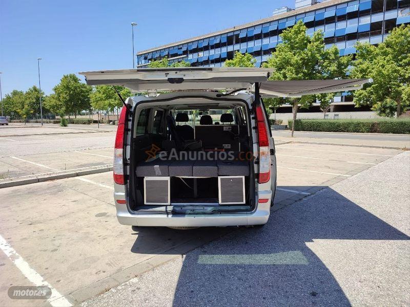 Mercedes Viano 3.0 CDI Ambiente Extralarga de 2006 con 182.000 Km por 15.900 EUR. en Sevilla