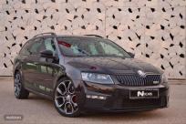 Skoda Octavia Combi 2.0 TDI CR 135KW 184cv DSG RS de 2016 con 74.000 Km por 22.900 EUR. en Pontevedra
