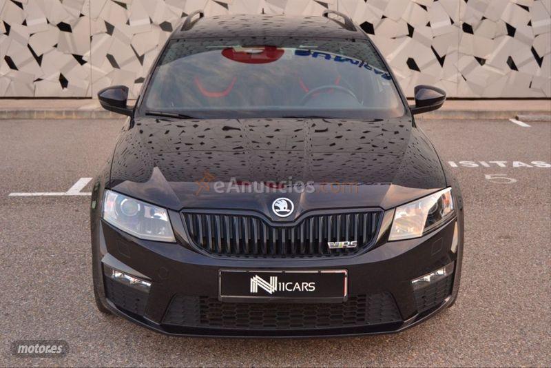 Skoda Octavia Combi 2.0 TDI CR 135KW 184cv DSG RS de 2016 con 74.000 Km por 22.900 EUR. en Pontevedra
