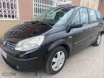 Renault Grand Scenic Emotion 1.5dCi105 EU4 de 2006 con 198.000 Km por 4.000 EUR. en Alicante