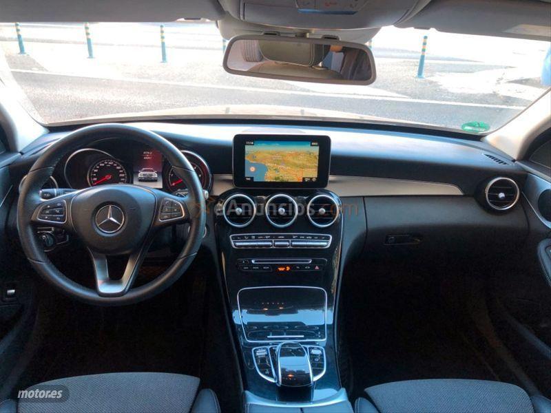 Mercedes Clase C C 220 d Estate de 2018 con 59.000 Km por 26.999 EUR. en Sevilla