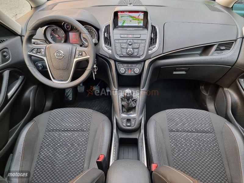 Opel Zafira 1.6 CDTi SS 136 CV Excellence de 2016 con 140.000 Km por 11.999 EUR. en Madrid
