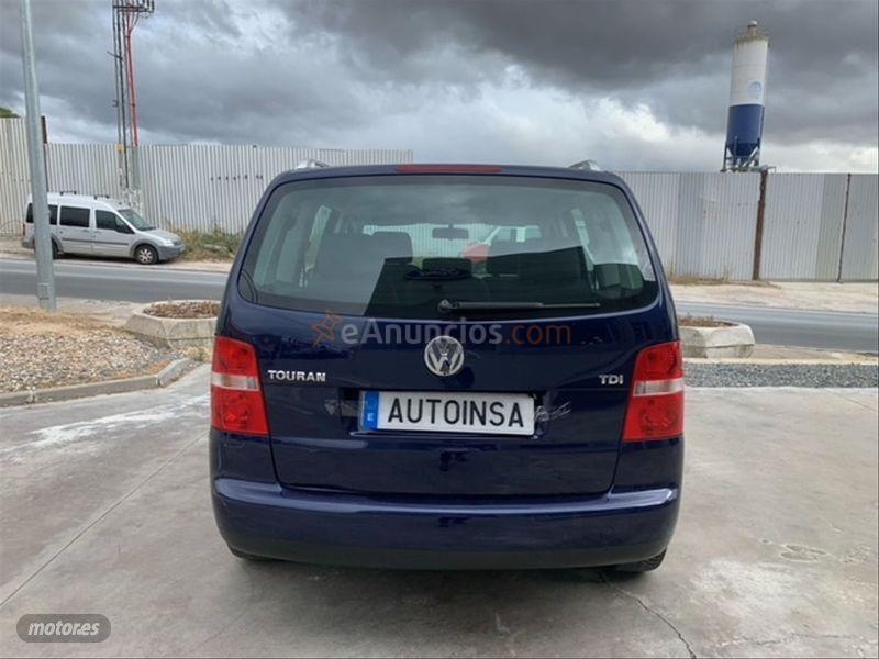Volkswagen Touran 1.9 TDI Edition de 2005 con 204.000 Km por 4.800 EUR. en Segovia