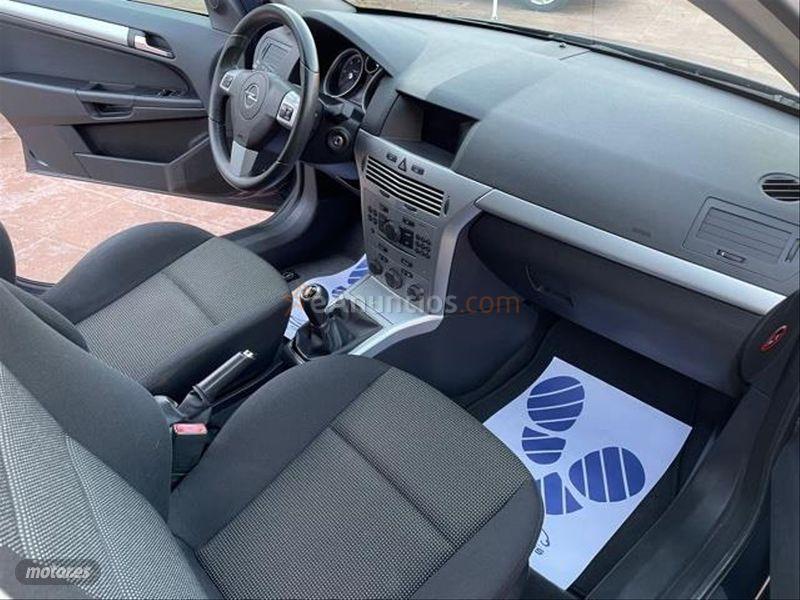 Opel Astra 1.9 CDTi 120 CV Sport SW de 2008 con 197.000 Km por 4.600 EUR. en Toledo