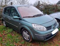 Renault Scenic LUXE DYNAMIQUE 1.9DCI de 2003 con 180.101 Km por 2.300 EUR. en La Coruna