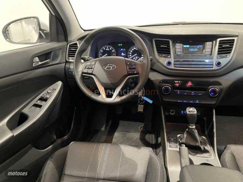Hyundai Tucson 1.6 GDI BE Essence 4x2 de 2018 con 47.600 Km por 17.200 EUR. en Barcelona