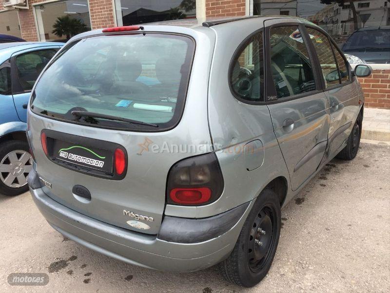Renault Megane SCENIC ALIZE 1.6E de 1999 con 190.000 Km por 1.650 EUR. en Valencia