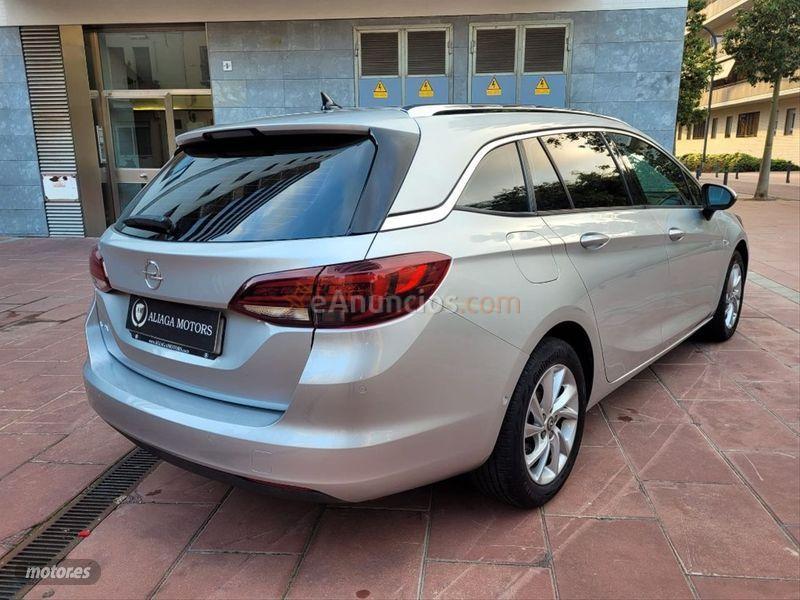 Opel Astra 1.2T SHR 107kW 145CV Elegance ST de 2020 con 17.000 Km por 17.300 EUR. en Barcelona