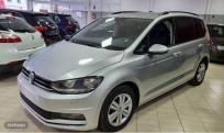Volkswagen Touran Advance 1.6 TDI 85kW 115CV DSG de 2017 con 240.000 Km por 15.450 EUR. en Malaga