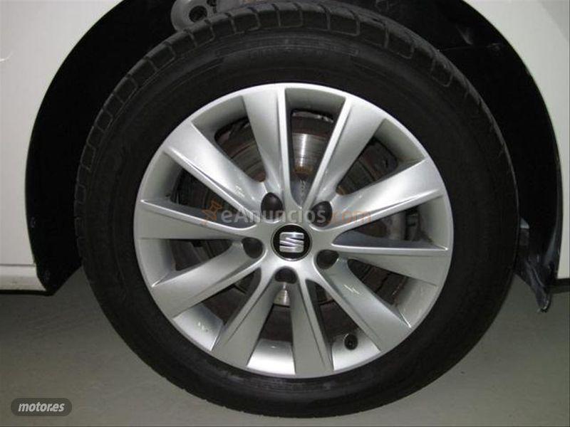 Seat Leon ST 1.6 TDI 85kW 115CV StSp Style de 2017 con 81.184 Km por 14.490 EUR. en Madrid