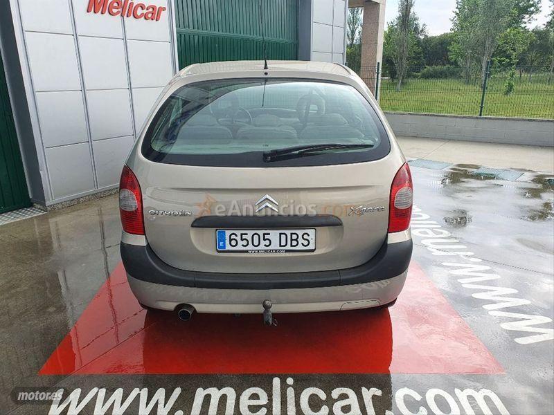 Citroen Xsara Picasso 1.6 16v HDI SX de 2004 con 130.000 Km por 3.900 EUR. en La Coruna