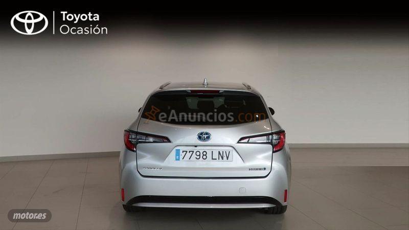Toyota Corolla 1.8 125H ACTIVE TECH ECVT TOU SPORT de 2021 con 16.117 Km por 21.900 EUR. en Sevilla