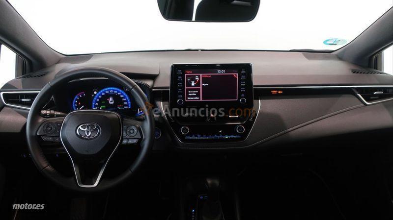 Toyota Corolla 1.8 125H ACTIVE TECH ECVT TOU SPORT de 2021 con 16.117 Km por 21.900 EUR. en Sevilla