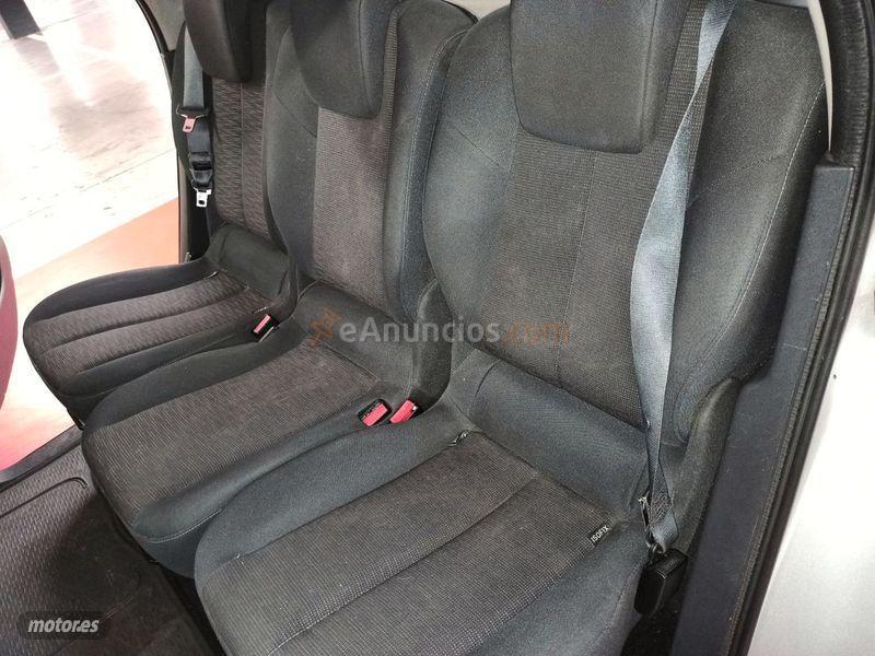 Renault Scenic Dynamique 1.5dCi105 EU4 eco2 de 2008 con 299.000 Km por 2.750 EUR. en Madrid