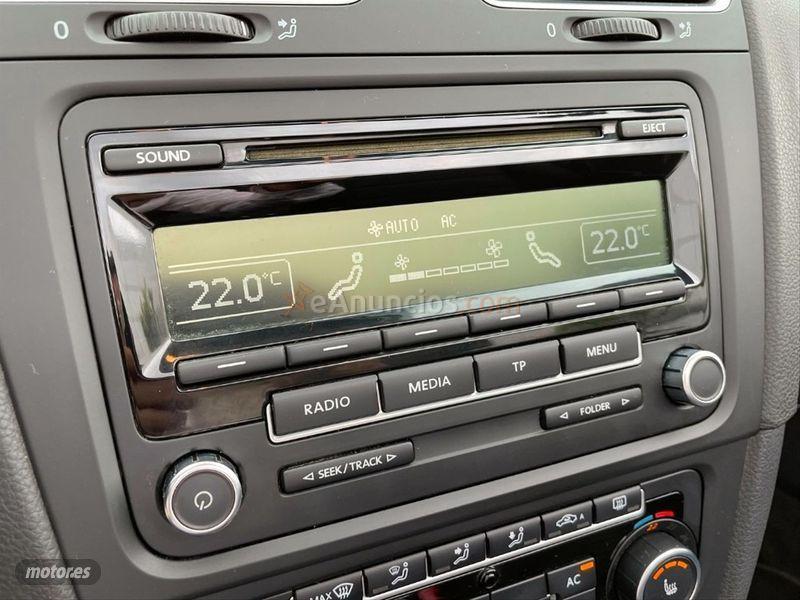 Volkswagen Golf Cabrio 2.0 TDI 140cv DSG BlueMotion Tech de 2012 con 91.000 Km por 12.900 EUR. en Sevilla