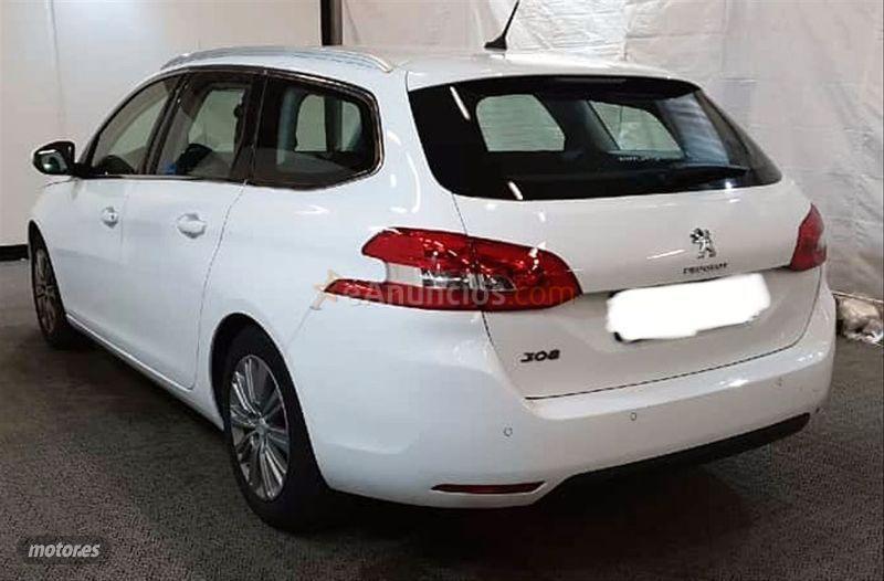 Peugeot 308 SW Business Line BlueHDi 130 SS 6vel MA de 2019 con 83.949 Km por 11.800 EUR. en La Coruna