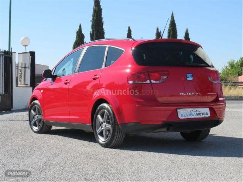 Seat Altea XL 1.6 TDI 105cv SS EEcomotive ITech de 2015 con 60.000 Km por 12.500 EUR. en Granada