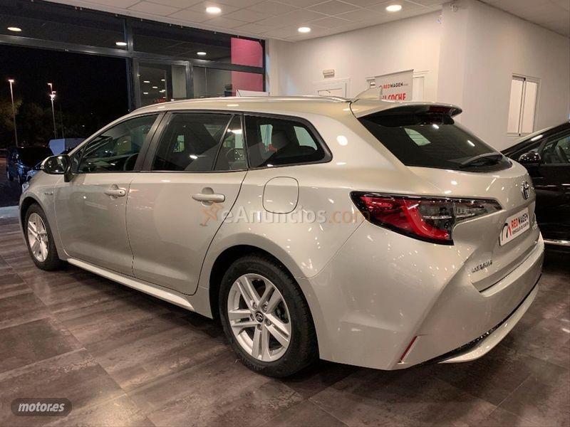 Toyota Corolla 1.8 125H BUSINESS ECVT TOURING SPORT de 2019 con 34.700 Km por 21.900 EUR. en Barcelona