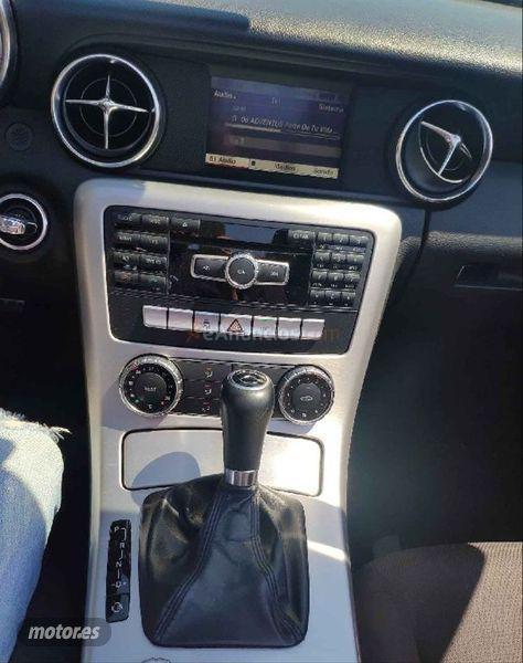 Mercedes Clase SLK SLK 200 BlueEfficiency de 2012 con 260.000 Km por 18.999 EUR. en Madrid