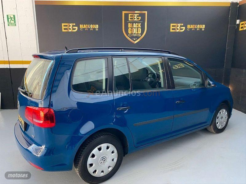 Volkswagen Touran 1.6 TDI 105cv Advance de 2011 con 189.000 Km por 10.990 EUR. en Madrid