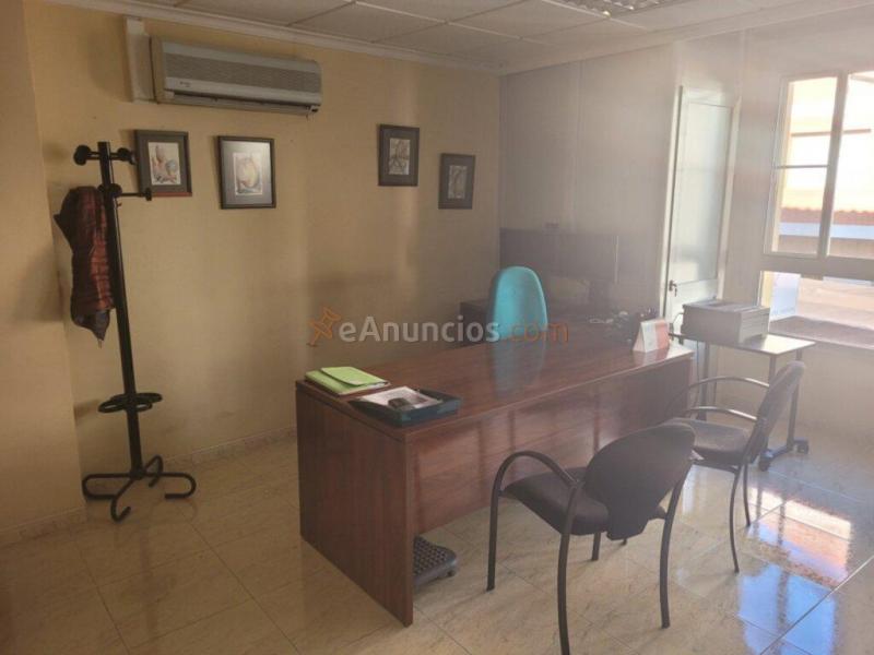 Oficina en el centro de Santa Bárbara