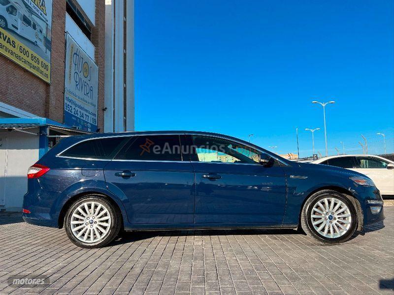 Ford Mondeo 2.0 TDCi 140cv Titanium Sportbreak de 2014 con 278.000 Km por 6.500 EUR. en Malaga