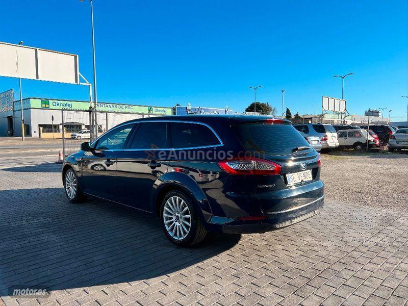 Ford Mondeo 2.0 TDCi 140cv Titanium Sportbreak de 2014 con 278.000 Km por 6.500 EUR. en Malaga