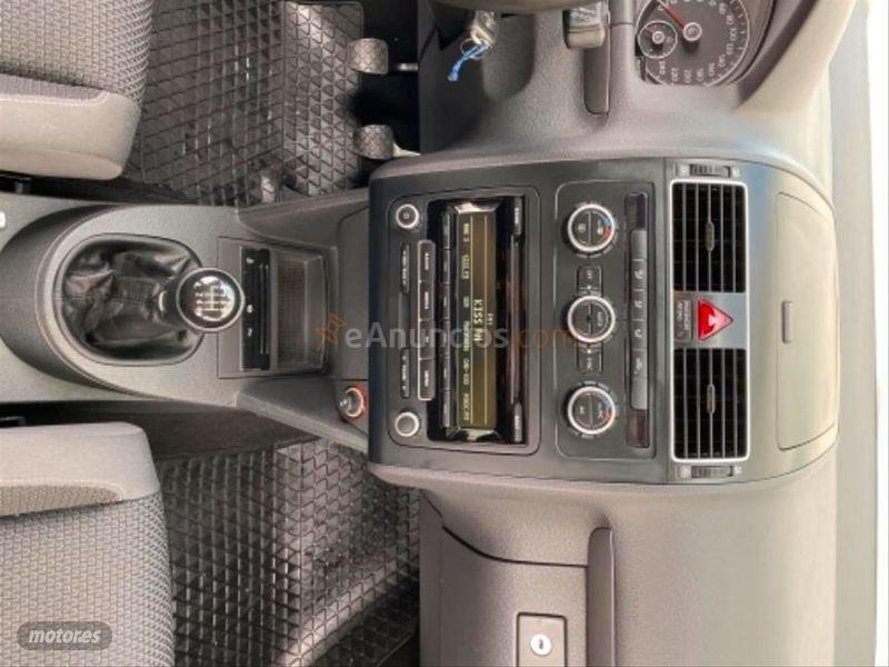 Volkswagen Touran 1.6 TDI 105cv 119gr. Advance Bmot Tech de 2013 con 108.000 Km por 11.990 EUR. en Badajoz