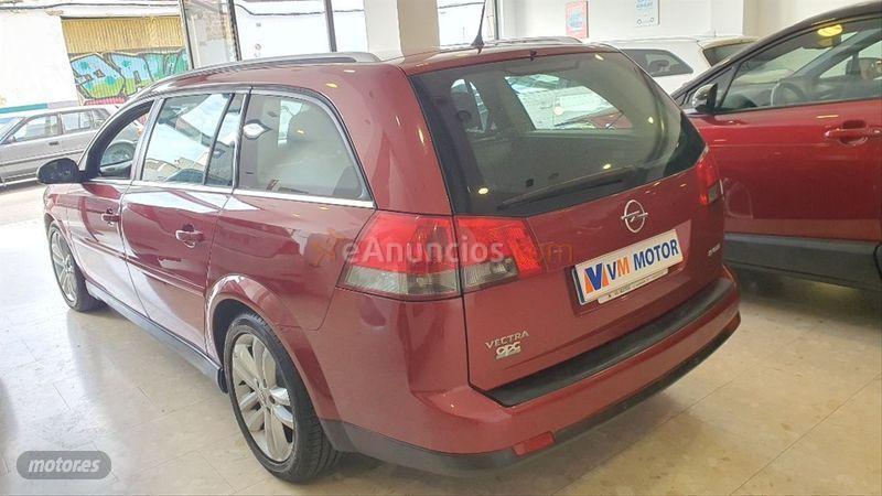 Opel Vectra Elegance 1.9 CDTI 16v SW de 2007 con 160.000 Km por 5.900 EUR. en Las Palmas
