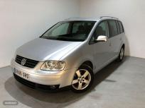 Volkswagen Touran 2.0 TDI 140 DSG Highline de 2007 con 271.106 Km por 6.599 EUR. en Badajoz